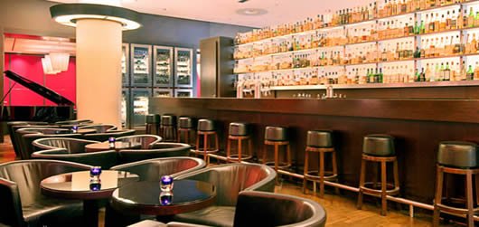 grandhyattbar Fra baren på Grand Hyatt i Berlin